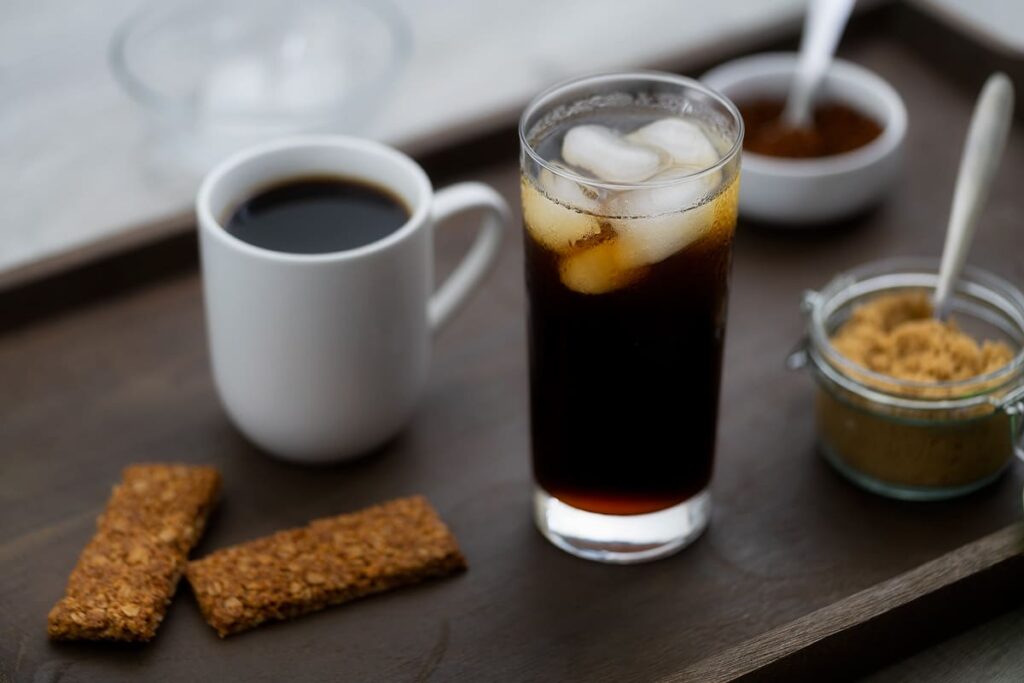 How to make ice coffee without equipment?