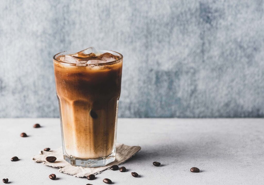 How to make ice coffee without equipment?