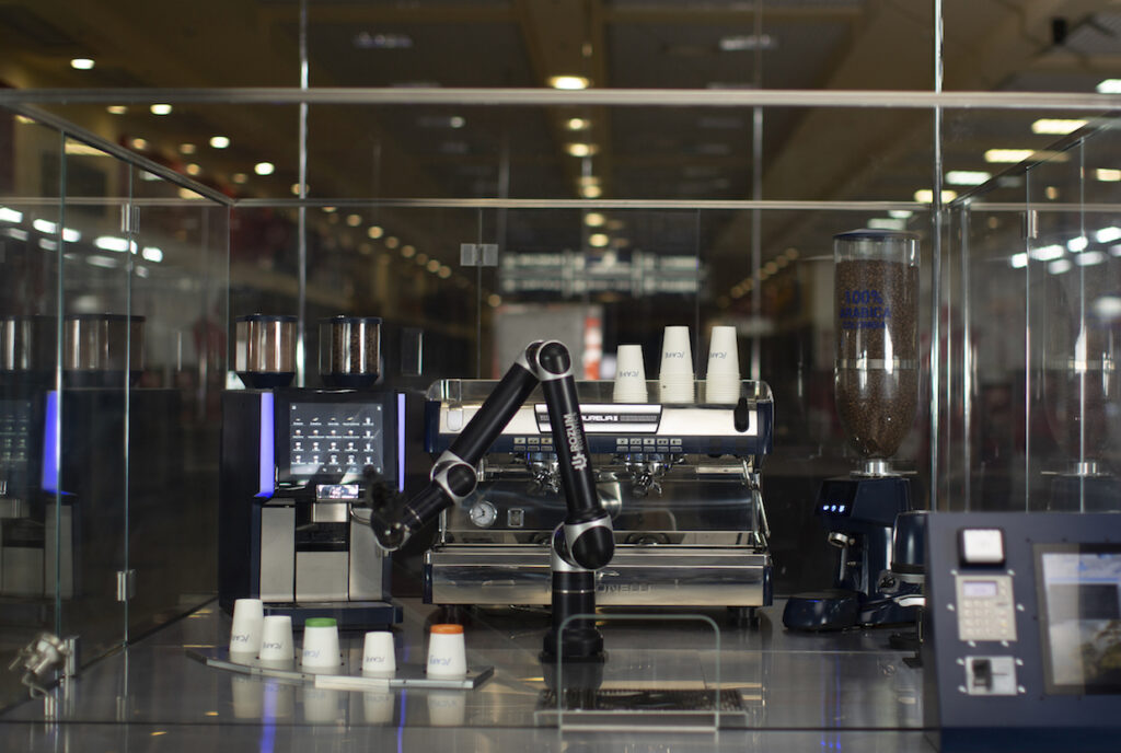 Everything you should know about the robotic Rozum cafe