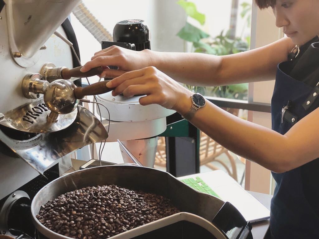 Ways of mixing different coffee beans to provide an excellent favor