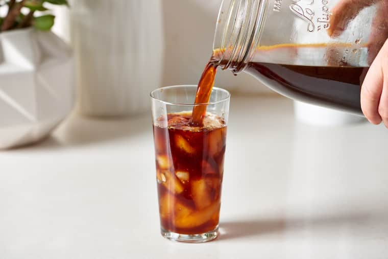 Benefits of cold brewed coffee and its advantages over hot brewed coffe